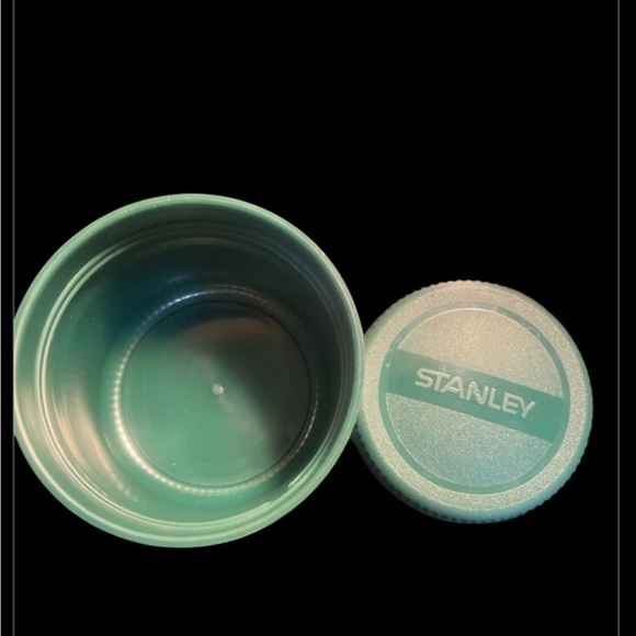 Classic Vintage Stanley Aladdin 24 oz Green and Silver Thermos Never Used - Picture 6 of 9